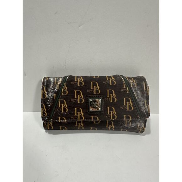 Dooney & Bourke Handbags - Dooney‎ & Bourke Women's 1975 Db Signature Grace Brown Green Wallet VTG RARE
